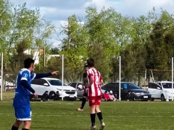 Derrota de Juventud Unida y otro triunfo local con el mismo resultado en el inicio  de la novena fecha del campeonato liguista de Primera